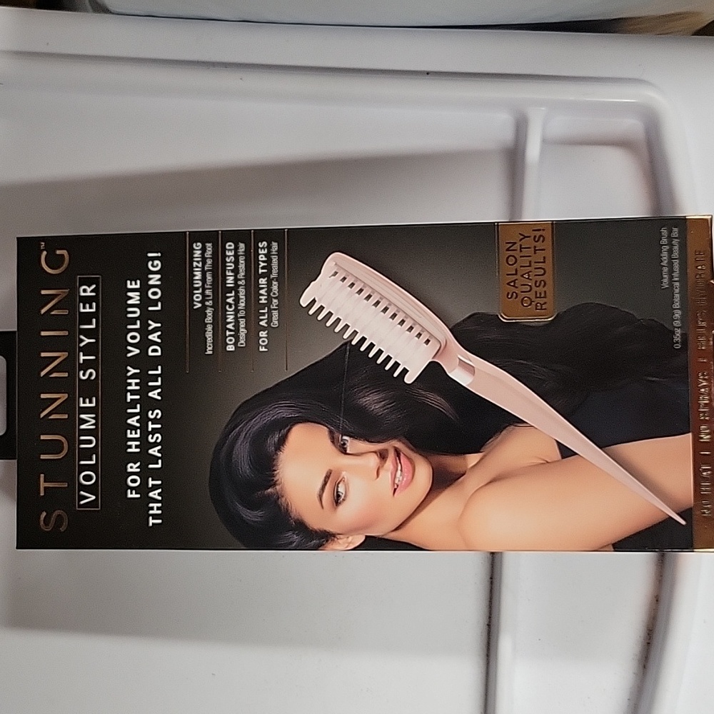 Stunning Volume Styler New in Box